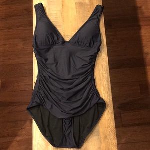 Jcrew Ruched Femme one piece-Size 10-Navy